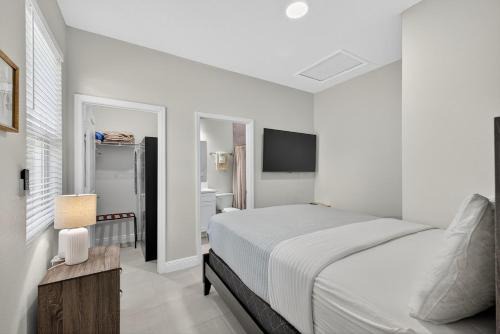 Brand New 1BR Minutes to Tampa's Top Attractions