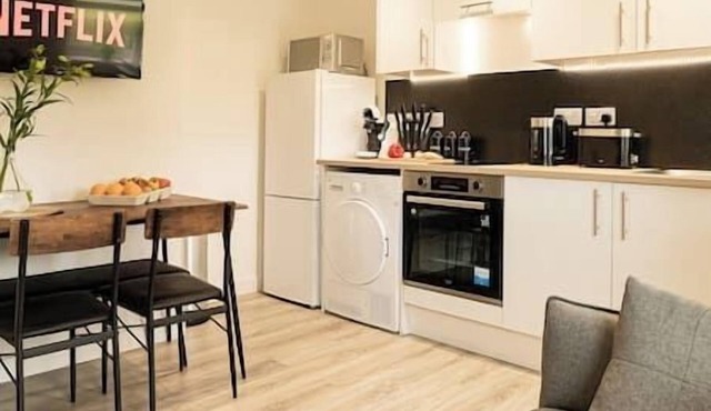 Brand NEW 2 Bed Luxury Apartment