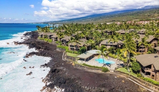 Brand NEW 2-bed LUXURY Ocean View + Resort + Pools + Golf + AC in tranquil Kona