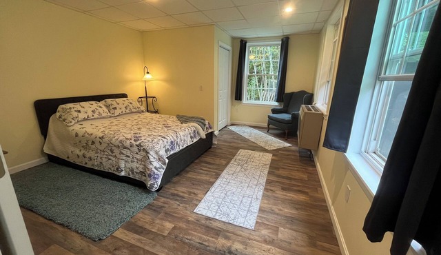 Brand new 2-bedroom apartment on a quiet dead end street in charming Lisbon.