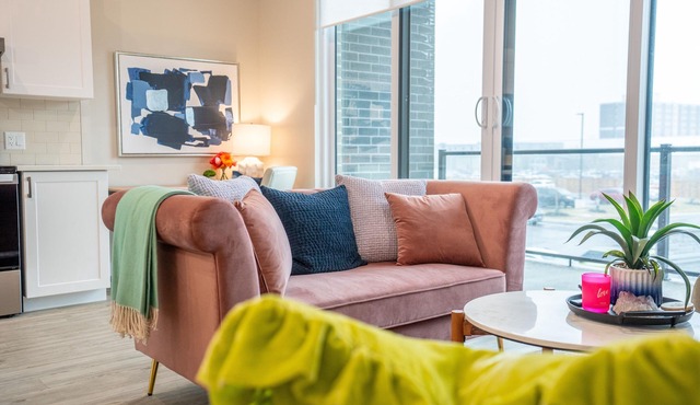 Brand New! 2 Bedroom Luxury Condo