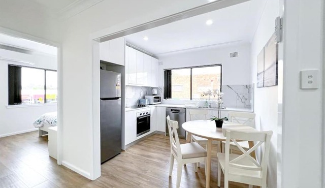 Brand new 2 Bedrooms Apartment in Ingleburn