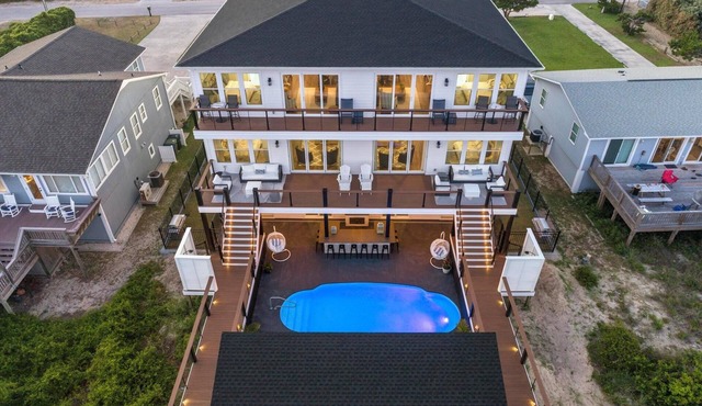 Brand New 2024 Oceanfront 10BR Duplex! Pool, Tiki Bar, Stunning Luxury Awaits!