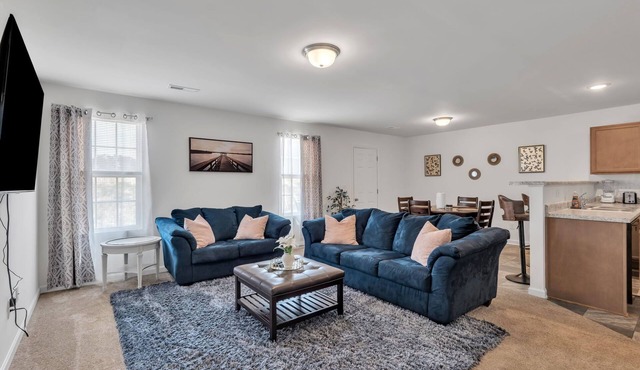 Brand new 2025 4 Bedroom Home–Prime Greensboro Location Near Coliseum & Downtown