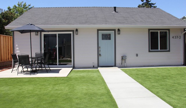 Brand New 2Bed/2Bath Guesthouse w/Parking, Laundry, 1G net in San Jose Downtown