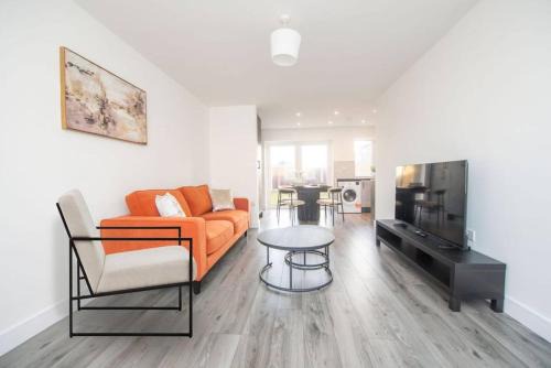 Brand-New 3-Bed Home - Liverpool