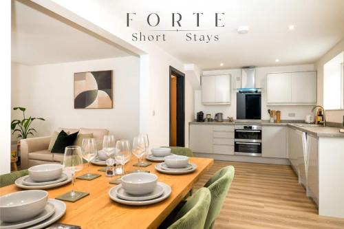 Brand New 3-Bed House - Walk to Stone Town Centre!
