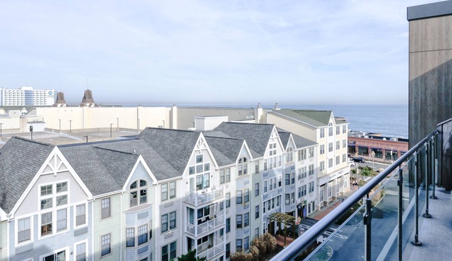 Brand new 3 bedroom condo next to Wave Hotel