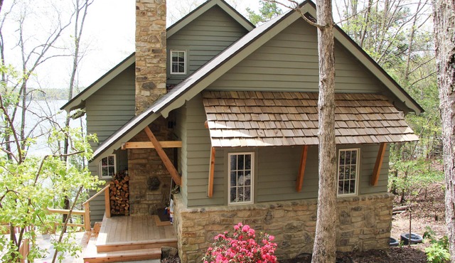 Brand new 4/3 home on Beautiful Smith Lake Alabama