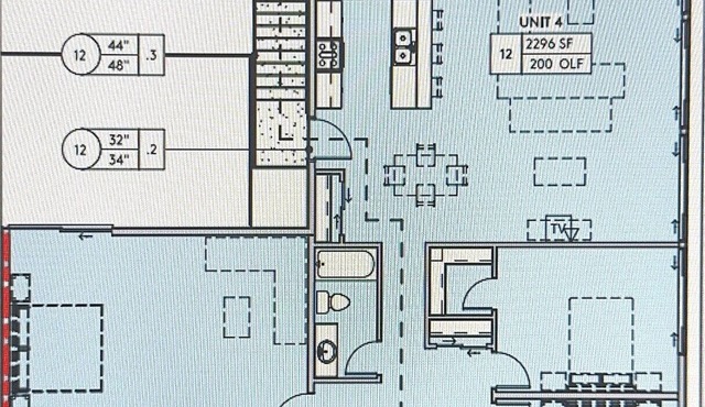 Brand-new 4-bed, 2-bath suite with stunning lake views.