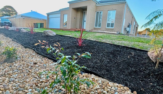 Brand new 4-bedroom house inside of town Lakes Entrance