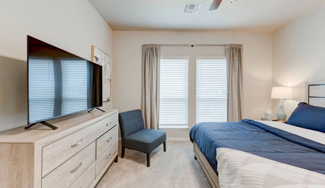 Brand New 4 Bedroom House with 5 Beds in Troy
