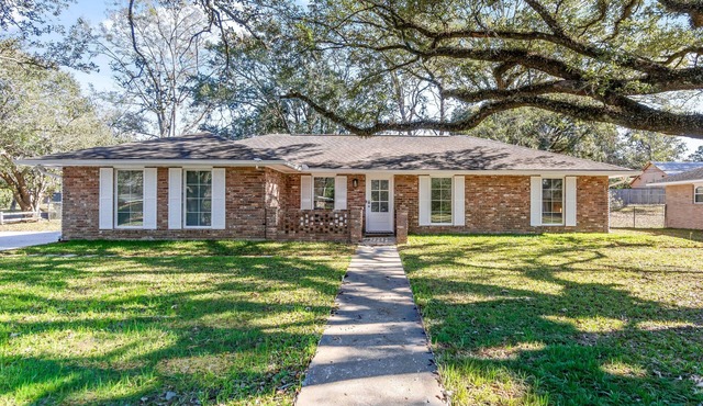 Brand New 4 Bedroom Home Near LSU & Hospitals Single Level Living in Baton Rouge