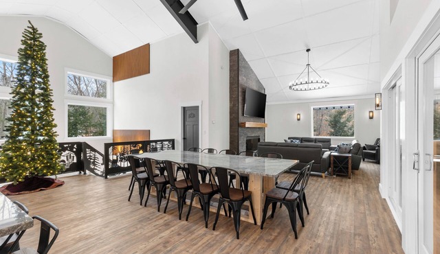 BRAND NEW 4000 SF, 7-bedrm, 5 bath home on 53 acres, close to skiing & Storyland