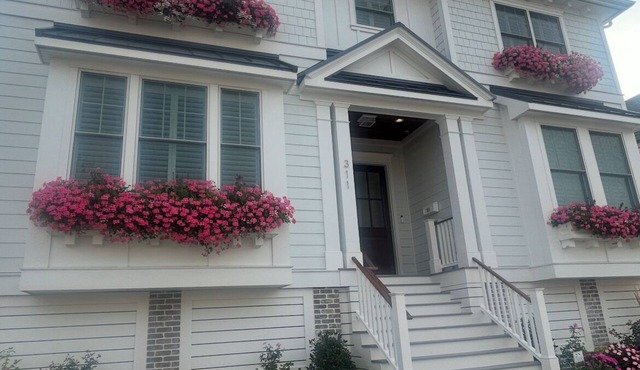 Brand New 5 Bedroom Bay Front Home with Pool