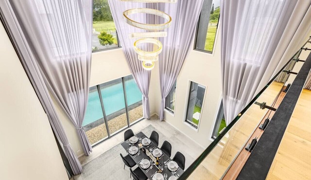 Brand New 5BR Luxe Mansion w/Pool&Media Near Shop