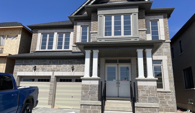 Brand New 6 bedroom 5 bathroom house