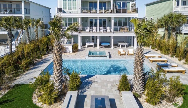 Brand New 6BD Luxury Oceanfront Retreat w/Elevator & Private Pool!
