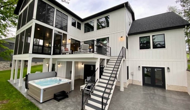 BRAND NEW 7 BR/5 BA luxury home ON Keuka Lake just outside of Penn Yan!