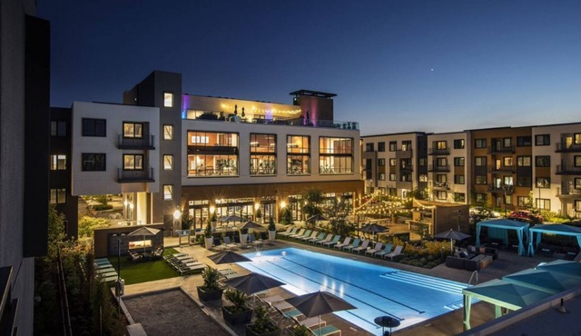 Brand New Anton Menlo Luxury Studios with Great Onsite Amenities