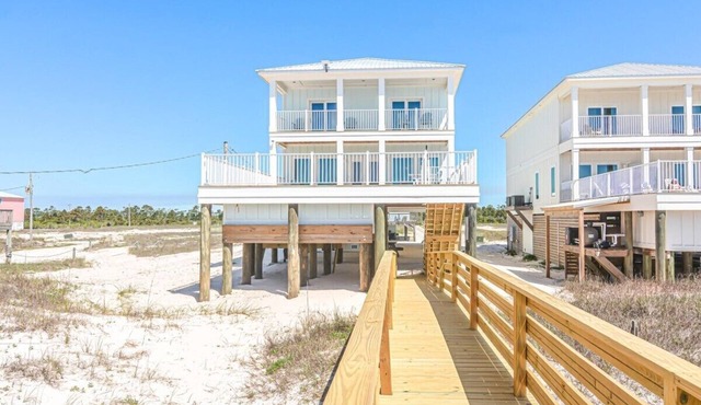 BRAND NEW Beachfront House! 6 BR/6.5 NEW Beachfront Paradise!