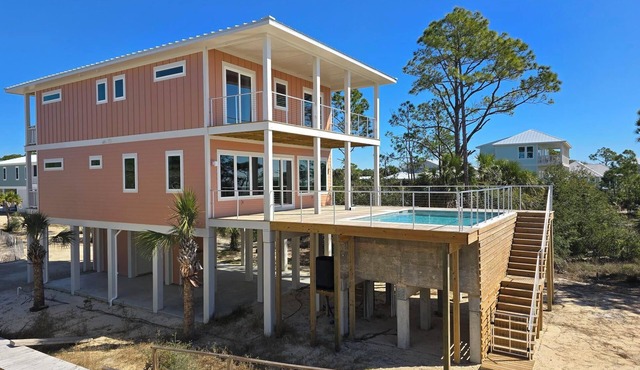 Brand New Beachfront Build, Private Pool, Pet-Friendly, Indian Pass Beaches