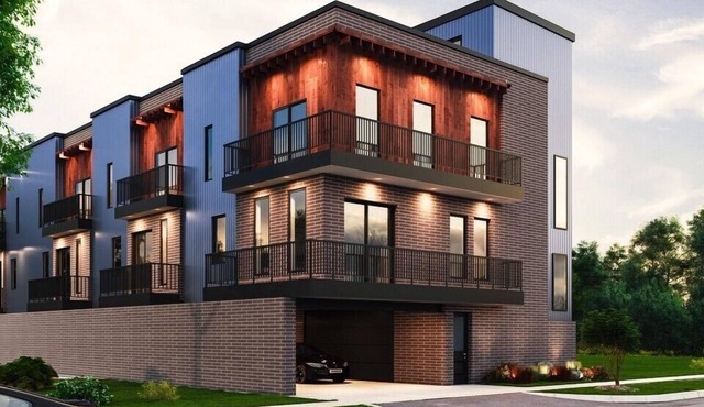 Brand new Bishop Arts Condo-Right in the middle of it all! Three bathrooms!