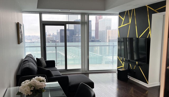 Brand New Black Gold Theme Condo Downtown Toronto - Private 1 Bedroom 1 Bathroom