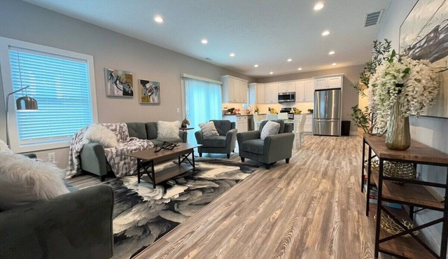 *Brand New Build* Cozy Private 3Br/2Ba Home