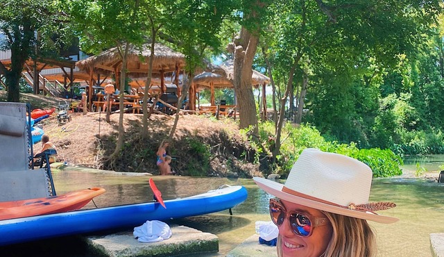 Brand new Cabin with Pool, hot tub, kayaking, paddle boarding & hiking! - RC19