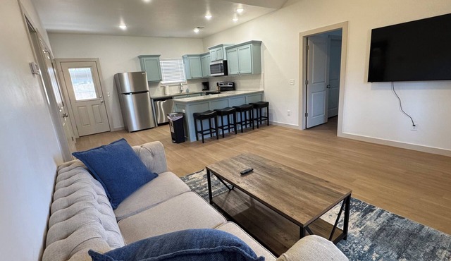 Brand New Charming 2B/2B in Chickasha, Near Downtown!