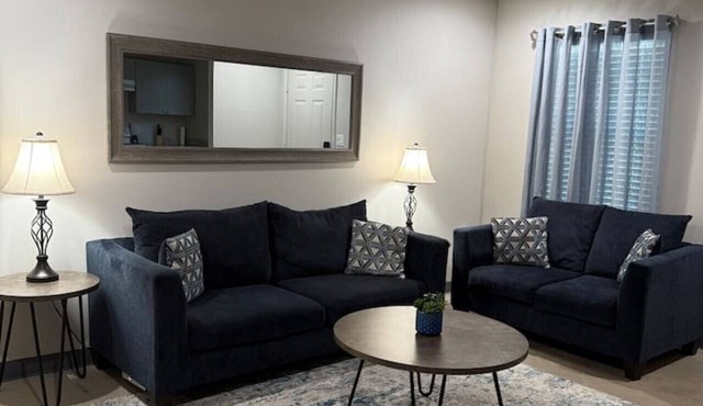 Brand New! Charming and Cozy Too Apartment