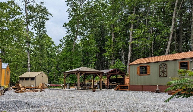 Brand New Chef operated cabin/campground complex- Close to Dillsboro & Sylva NC