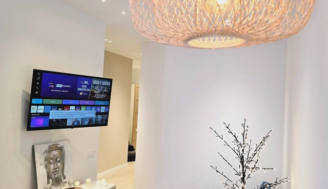 Brand New! Clean & close to everything! Fast WiFi