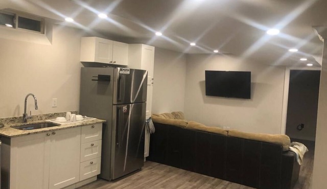 Brand-New-Comfy 2 bedroom apartment awaits you.