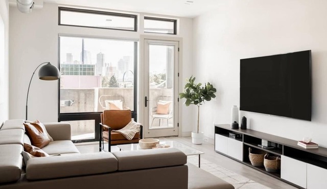 Brand New Condo | Walk to Empower Stadium | Tesoro