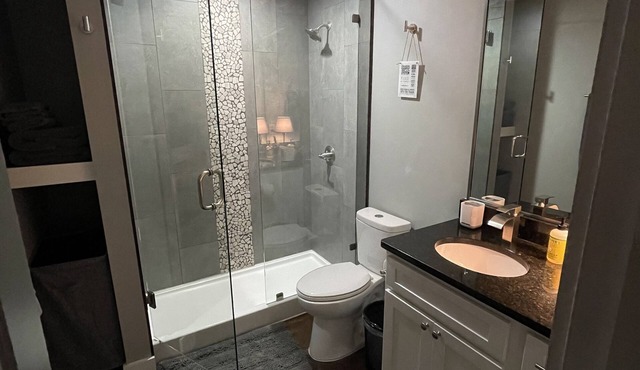 Brand new construction Villa with high end modern amenities!