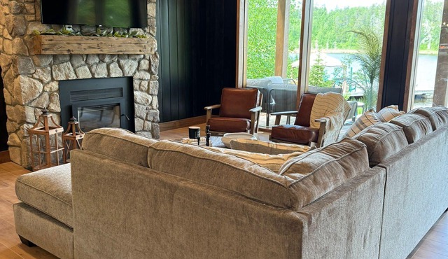 Brand New Cottage at West Hawk