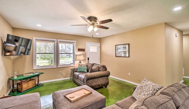 Brand New Cotter Home, Walk to Trout Fishing!