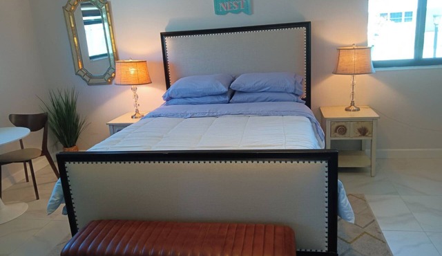 Brand New!CozyStudio near Downtown Venice, Beaches, Legacy Trail.