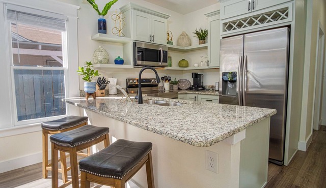 Brand New Craftsman 2br/2ba Home in Denver Heights