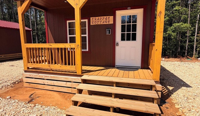BRAND NEW! Crappie Cottage – Peaceful Pickwick Getaway