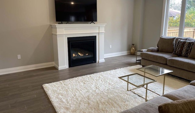 Brand new custom build luxury home
