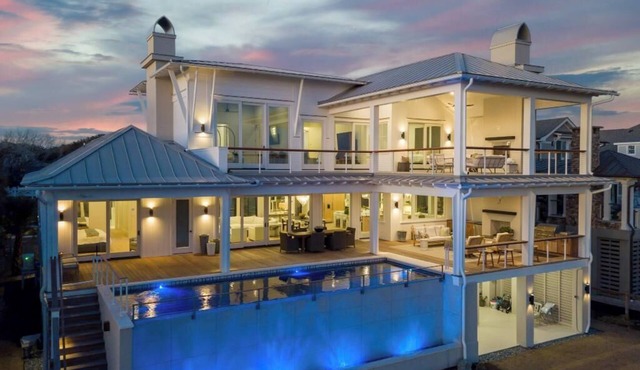 Brand New Custom Oceanfront home- Stunning views, 6 bd, pool, elevator