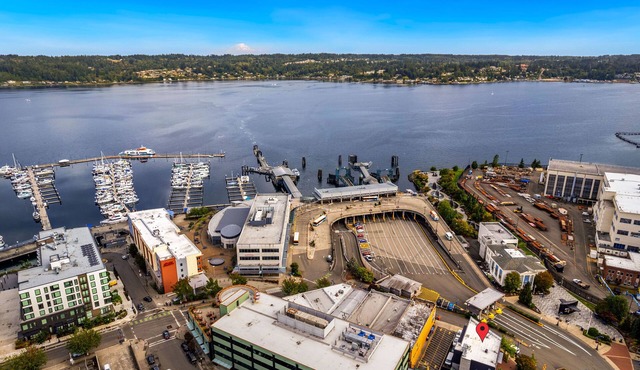 Brand New, Downtown Condo Next to Bremerton Ferry