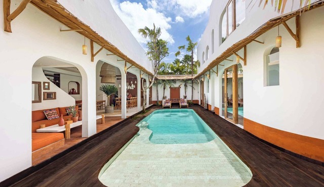 Brand New Ethnic Hacienda Villa Next To Canggu