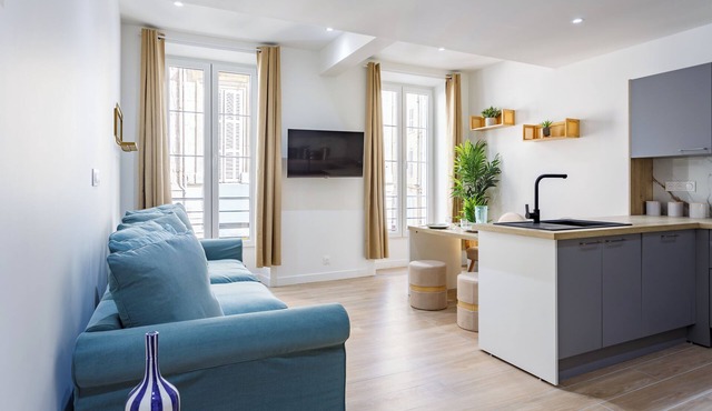 Brand new flat 3min walk from the old port of Marseille