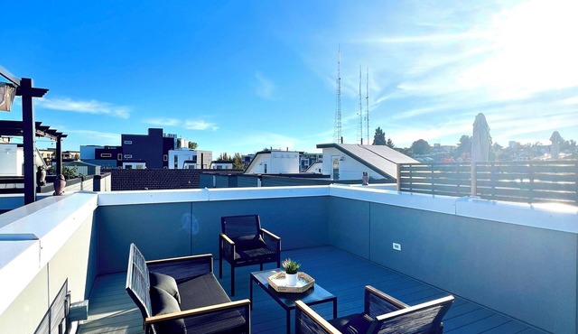 Brand new furnished town home in Capitol Hill