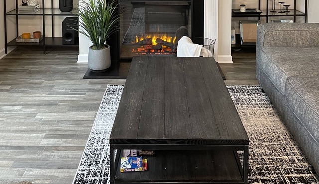 Brand New Home! 10 mins from ATL Airport/Kind Bed/Backyard