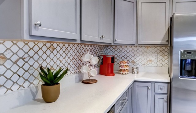 Brand New Home Close To Yale!